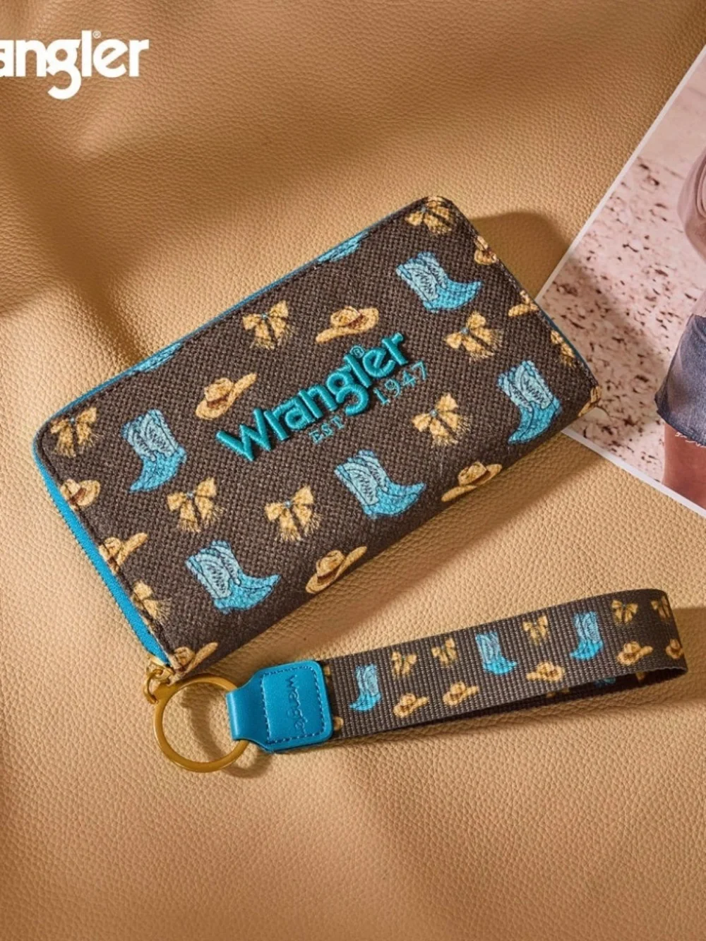 Wrangler Western Print RFID Blocking Zippered Wallet Coffee